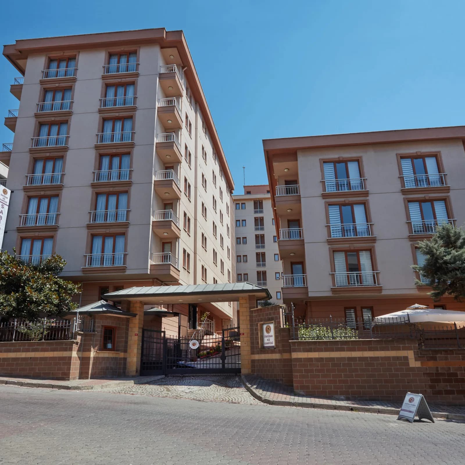 Private Sabiha Hanim Student Dormitories Uskudar Girls Branch
