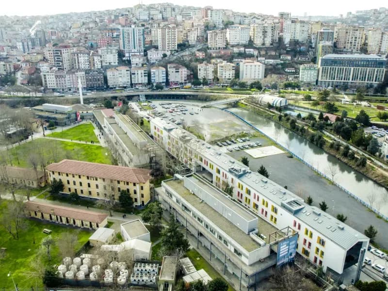 Studio Santral Kız Yurdu — Studio Santral (Emniyettepe)